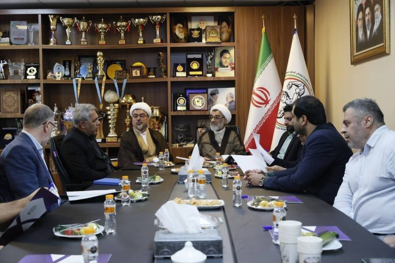 فدراسیون بدنسازی در کانون توجه شورای عالی انقلاب فرهنگی: حمایت از مکمل‌ها، مقابله با دوپینگ